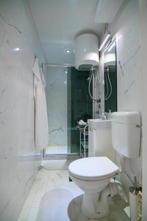 5 Star Central Studio Skopje Exterior foto